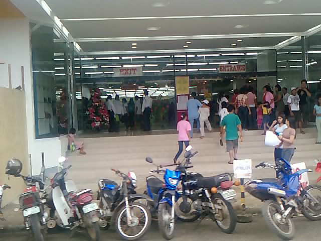 new gaisano mall malaybalay 