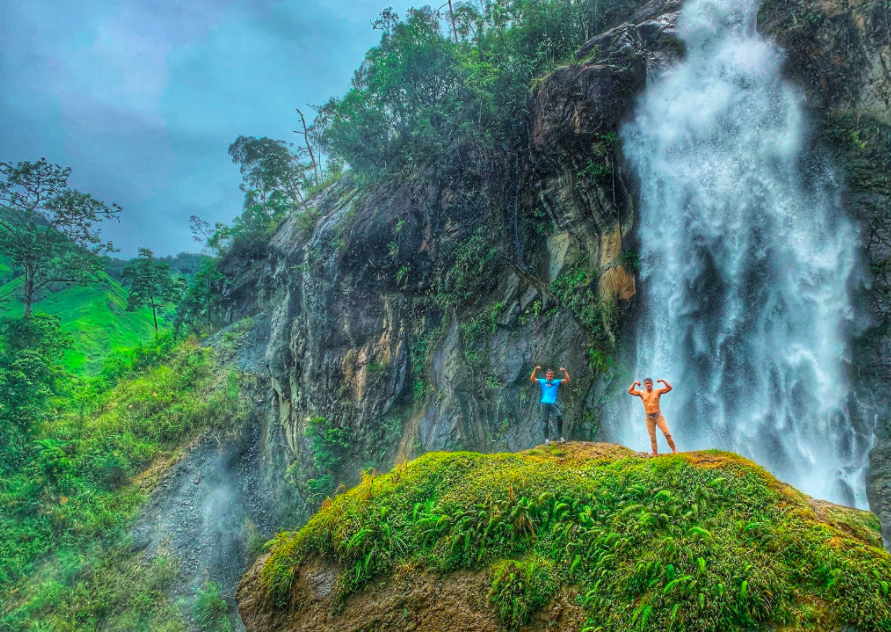 LOOK: The majestic Manalog falls in Bukidnon